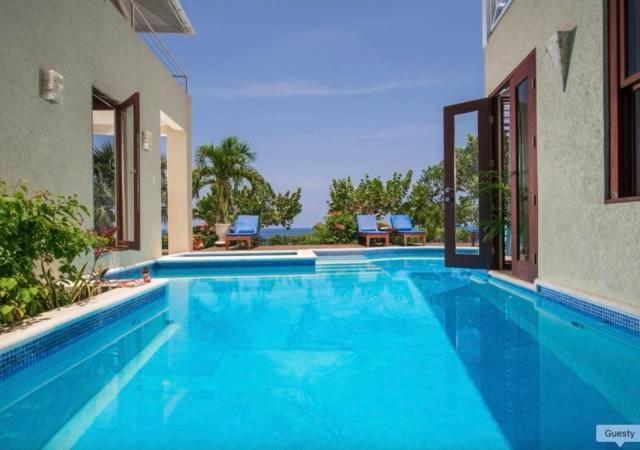 Hospitality Expert Little Waters Villa נגריל מראה חיצוני תמונה